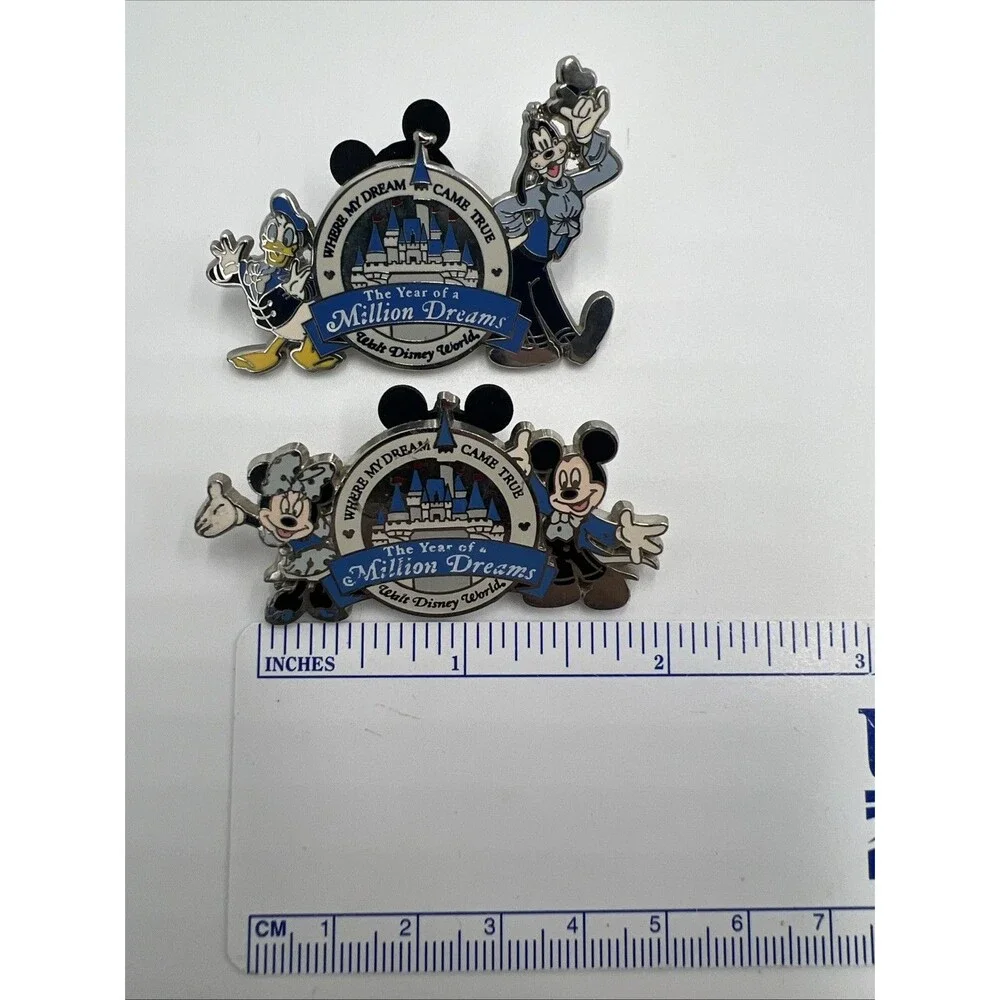 Disney 2007 The Year of a Million Dreams Mickey, Minnie, Donald, Goofy Pin Set